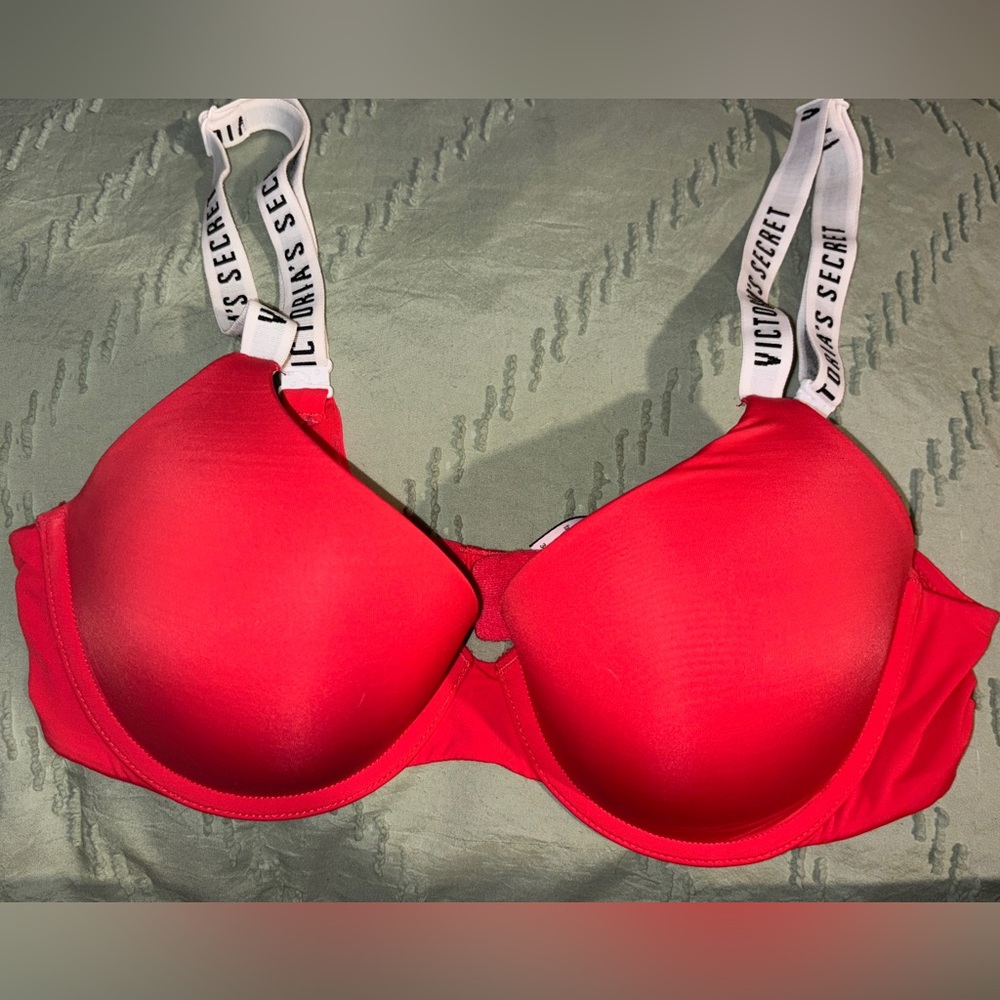 Victoria's Secret Push-Up Bold Red Bra